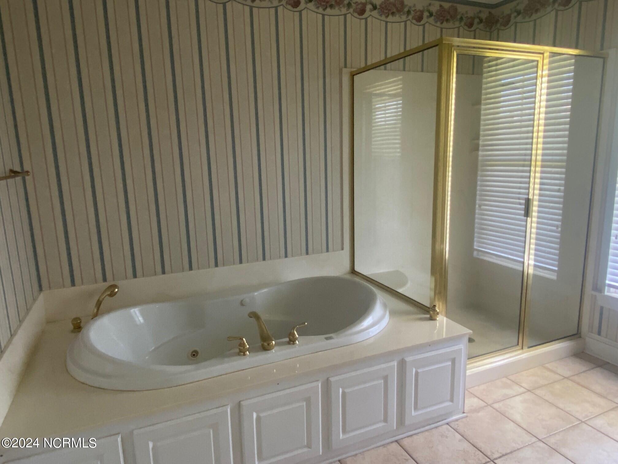2300 B Stokes Road Greenville, NC 27858 - Photo 25 of 39 10