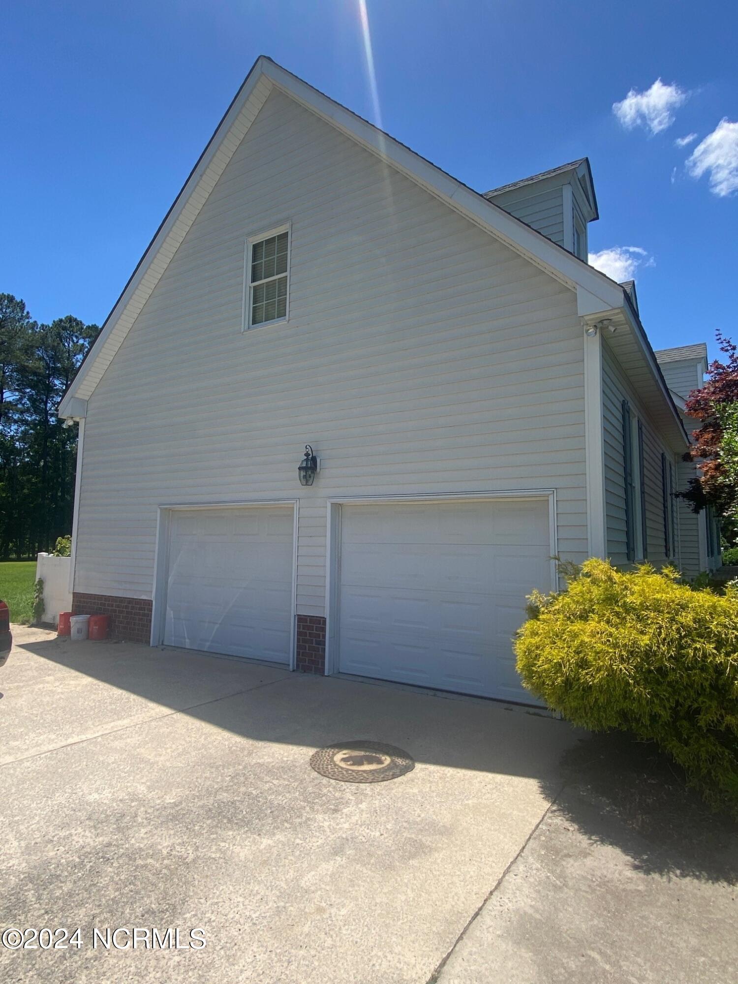 2300 B Stokes Road Greenville, NC 27858 - Photo 6 of 39 28