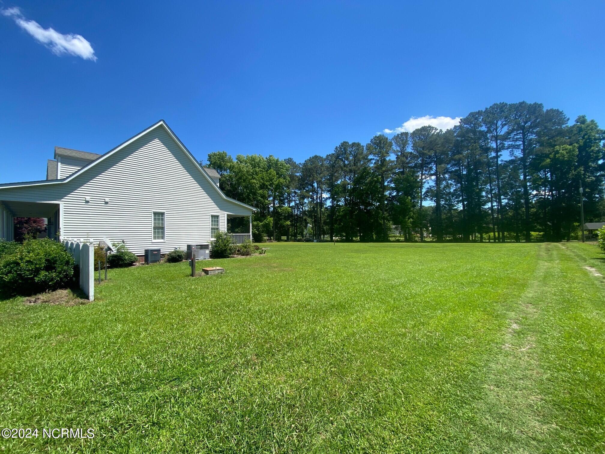 2300 B Stokes Road Greenville, NC 27858 - Photo 8 of 39 33