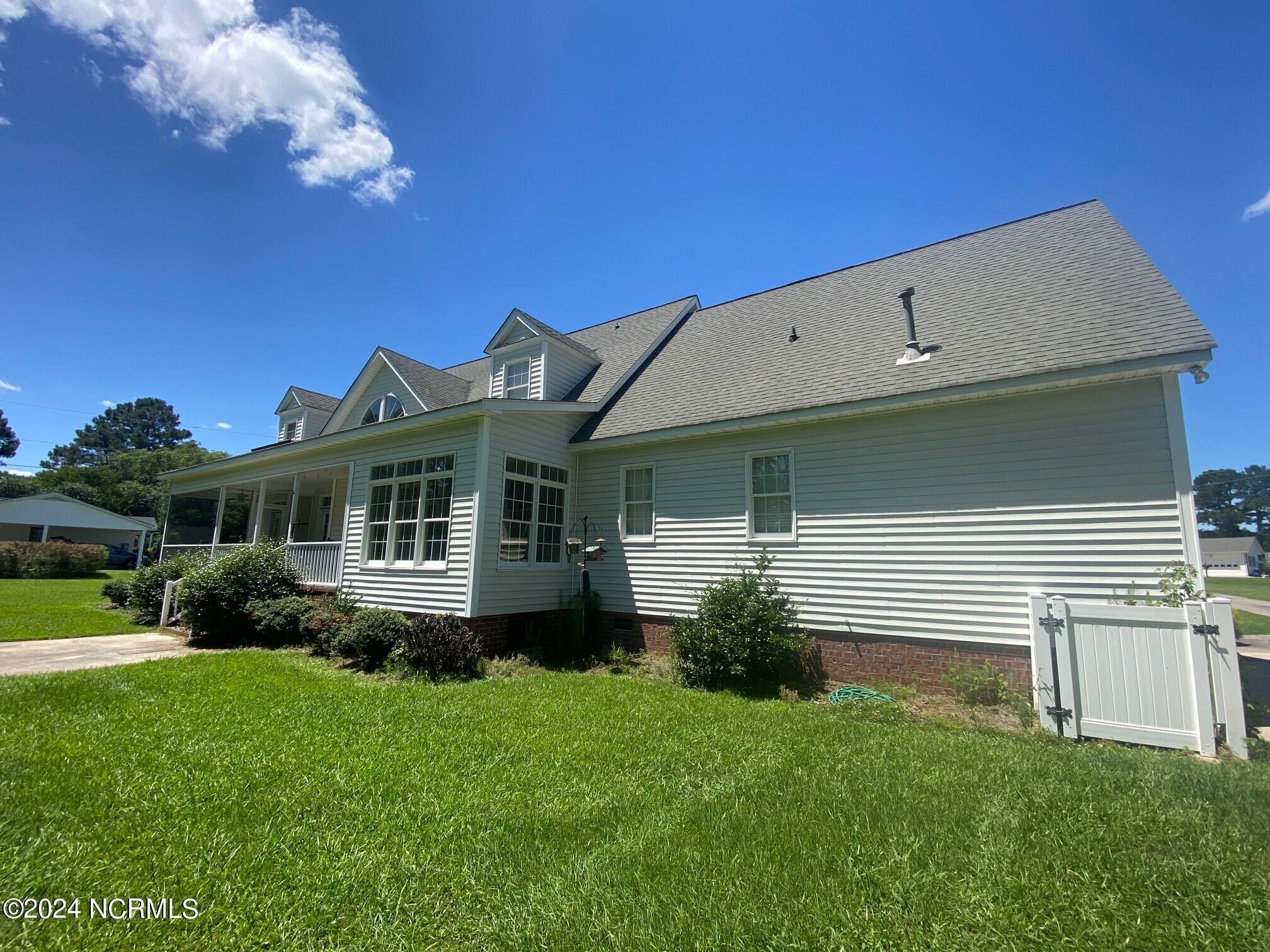 2300 B Stokes Road Greenville, NC 27858 - Photo 9 of 39 36