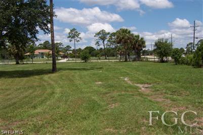 4751 Neal Road Fort Myers, FL 33905 - Photo 5 of 10 Gallery Image 5