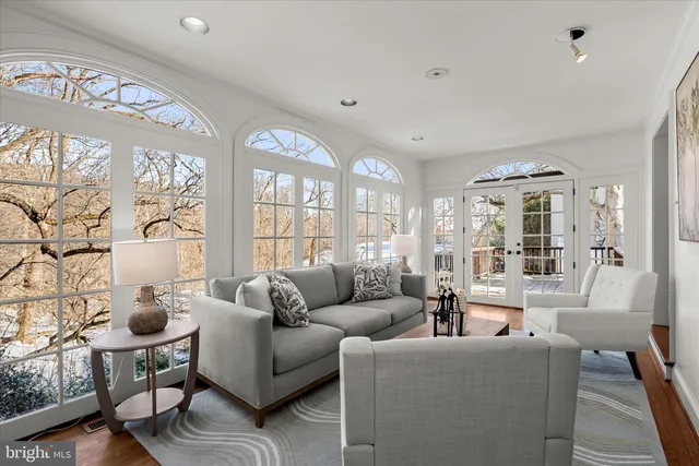$2,100,000 | 1727 Hoban Road Northwest, Washington, DC 20007