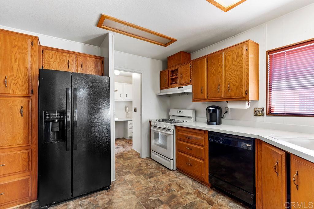 11949 Riverside Drive, Unit 36 Lakeside, CA 92040 - Photo 14 of 47