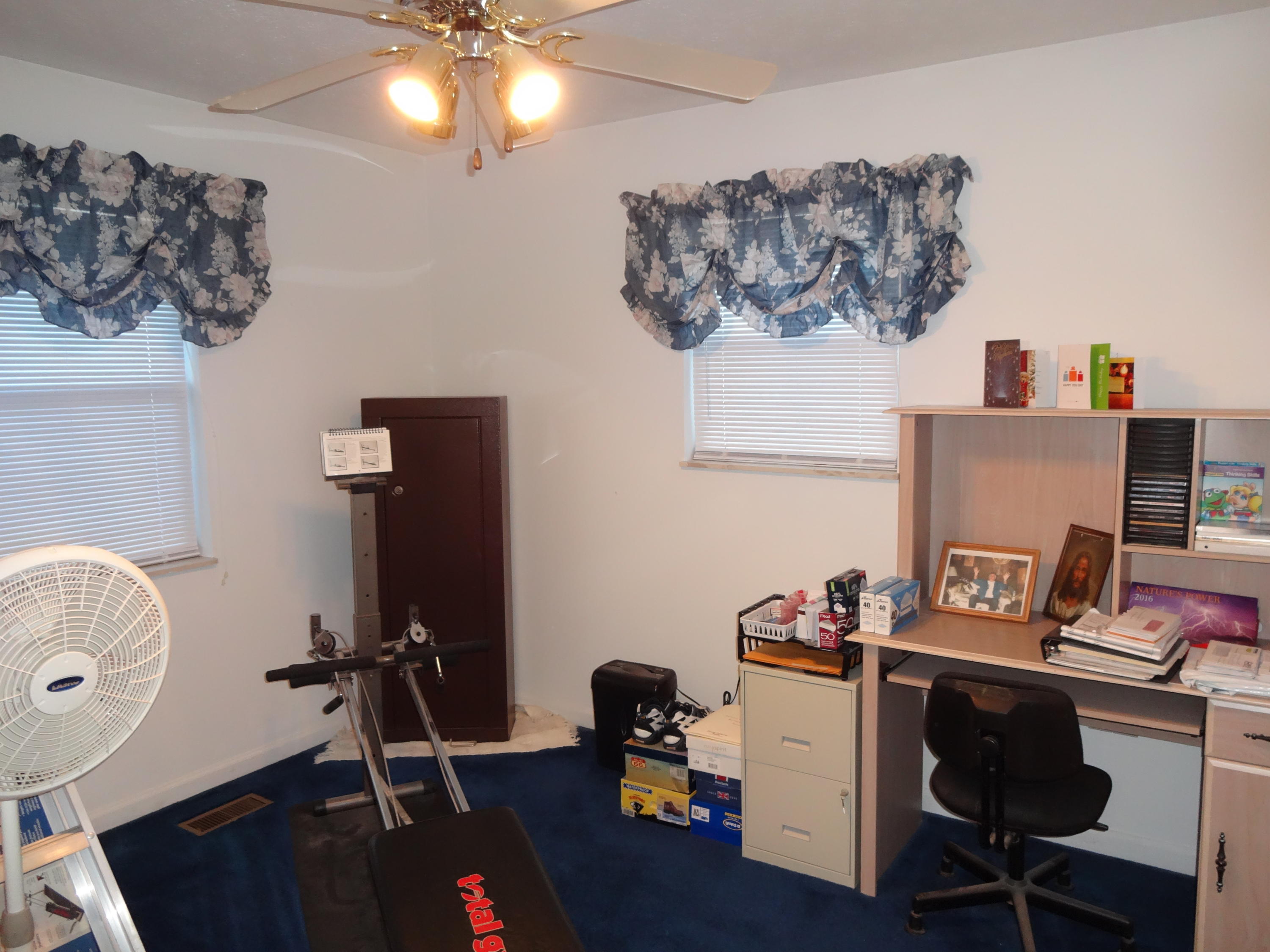8909 Neubert Road Mascot, TN 37806 - Photo 9 of 17 Bedroom 2