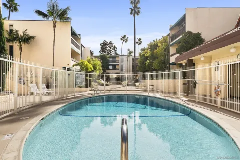 $875,000 | 6455 La Jolla Boulevard, Unit 121, La Jolla, CA 92037