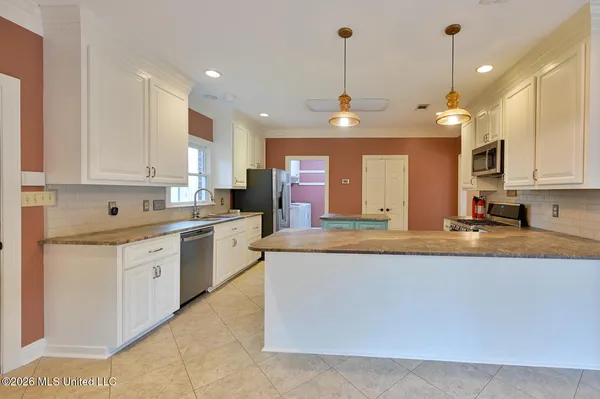 $750,000 | 25 Lawrence Road, Natchez, MS 39120