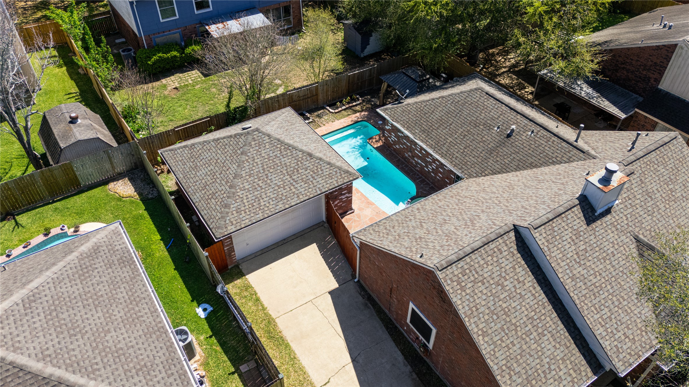 4007 Spring Forest Drive Pearland, TX 77584 - Photo 37 of 39 an aerial view of house with yard
