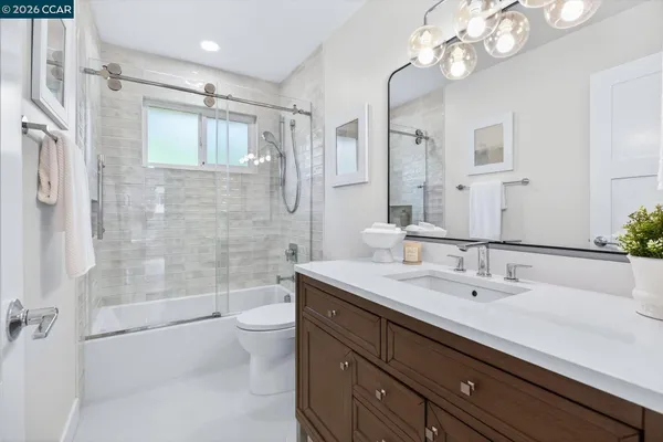 $1,275,000 | 29 Whitehall Drive, Orinda, CA 94563