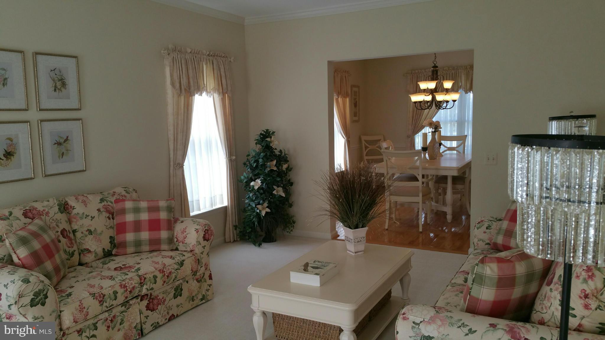 6408 Spring Forest Road Frederick, MD 21701 - Photo 5 of 24 Living Room