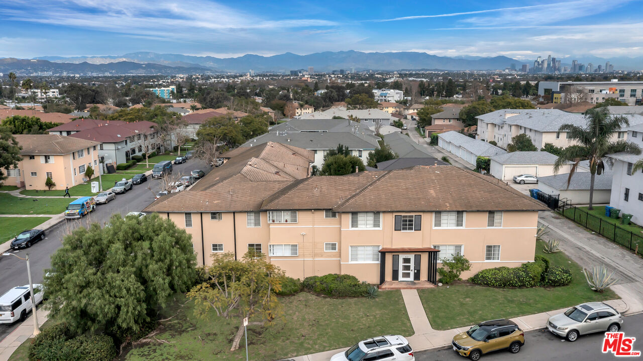 4086 Abourne Road, Unit A Los Angeles, CA 90008 - Photo 8 of 36 an aerial view of a house with a garden