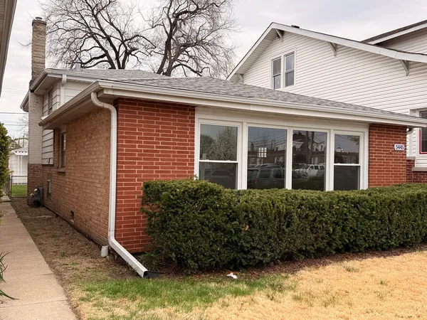 $359,700 | 5445 South 73rd Avenue, Summit, IL 60501