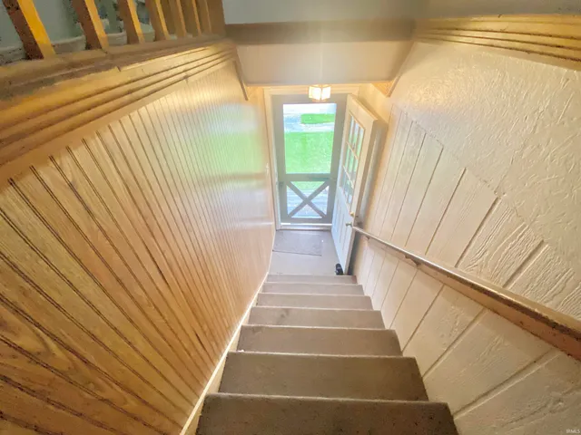 $119,900 | 146 West Washington Street, Parker City, IN 47368