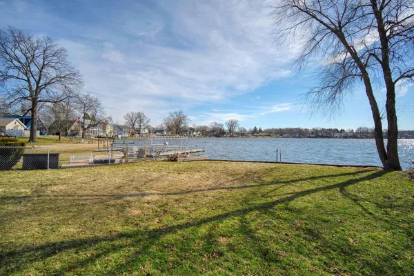 $289,900 | 298 Ackerson Lake Drive, Jackson, MI 49201