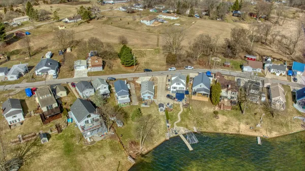 $289,900 | 298 Ackerson Lake Drive, Jackson, MI 49201