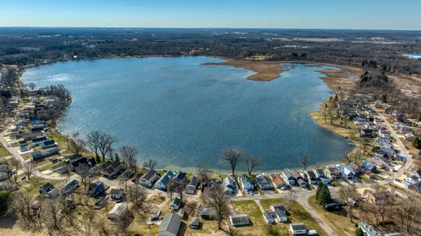 $289,900 | 298 Ackerson Lake Drive, Jackson, MI 49201