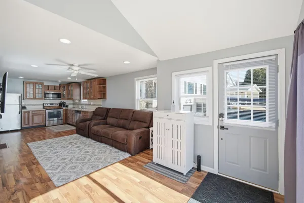 $289,900 | 298 Ackerson Lake Drive, Jackson, MI 49201