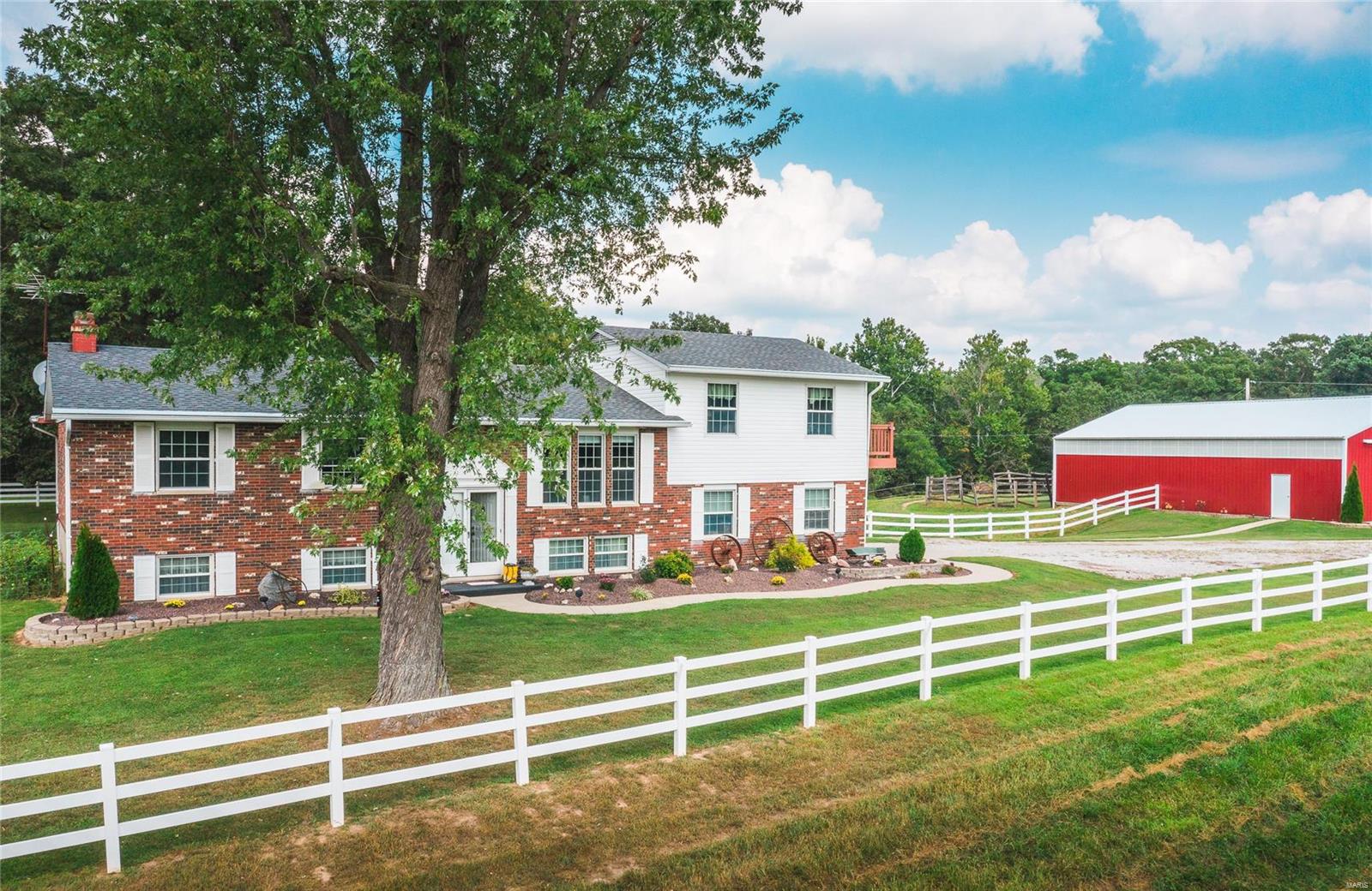 3738 Brown Road Brighton, IL 62012 - Photo 3 of 47