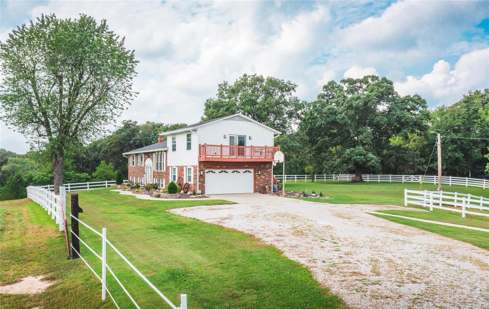 3738 Brown Road Brighton, IL 62012 - Photo 7 of 47
