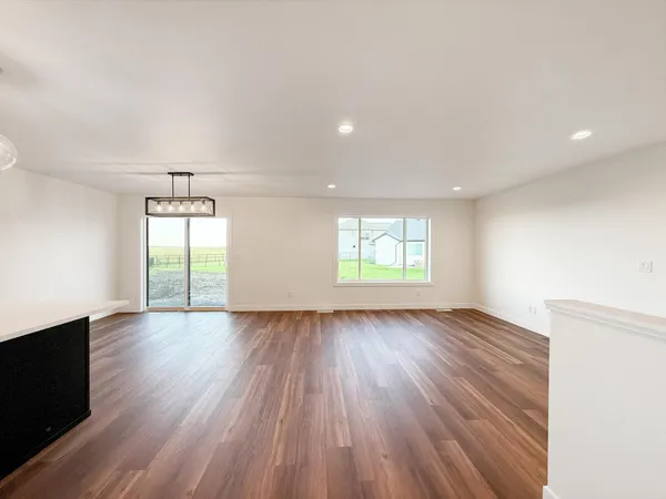 $483,900 | 447 Goose Lane South, Casselton, ND 58012