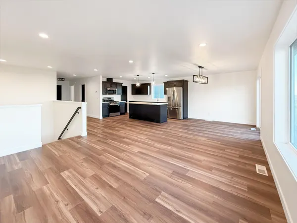 $483,900 | 447 Goose Lane South, Casselton, ND 58012
