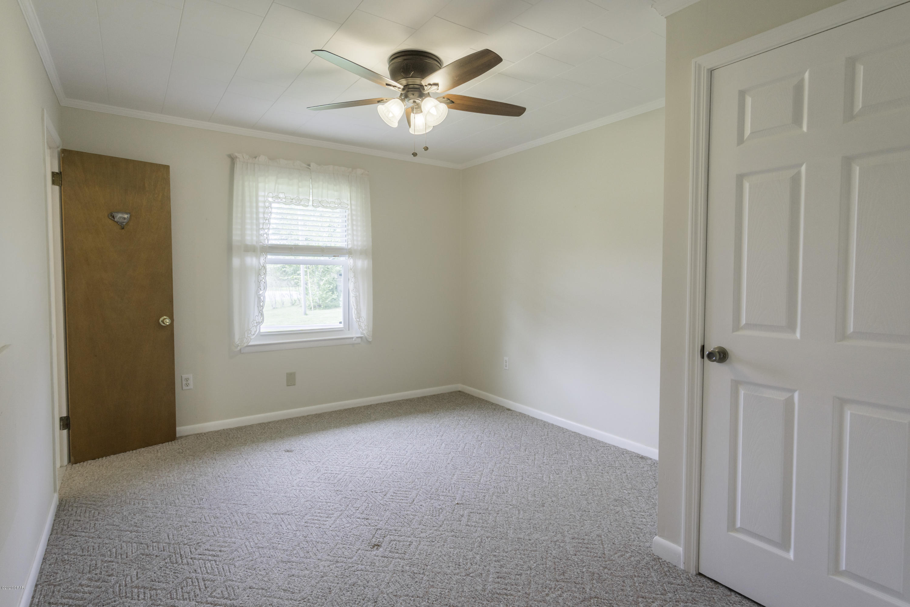 5508 Timberlane Road Bascom, FL 32423 - Photo 23 of 47
