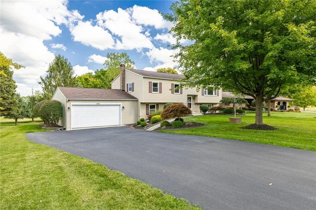 $332,500 | 300 Pine Boulevard, Arcadia, NY 14513