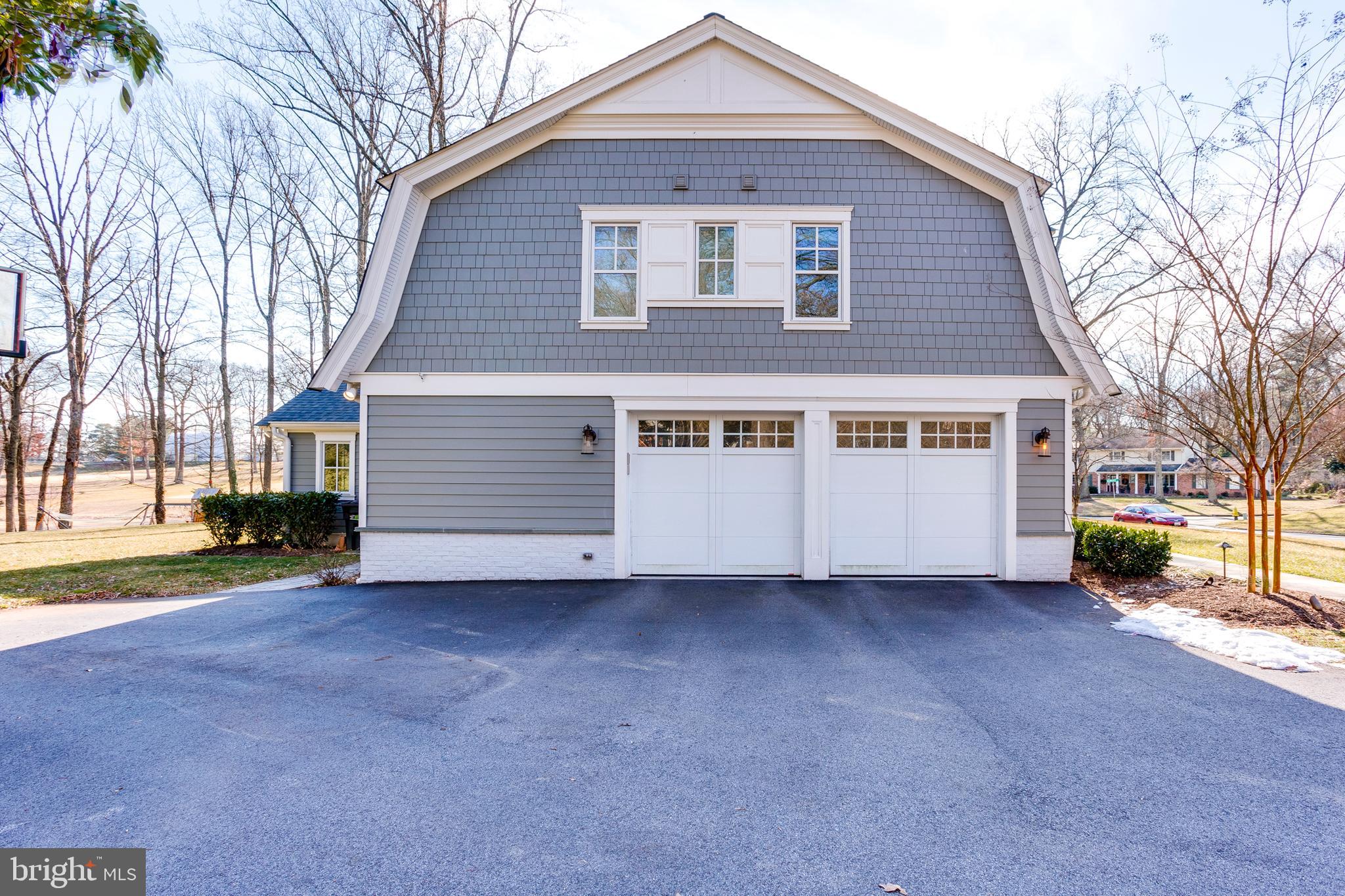 403 St Ives Drive Severna Park, MD 21146 - Photo 59 of 85 Clean lines of a classic Dutch Colonial garage.