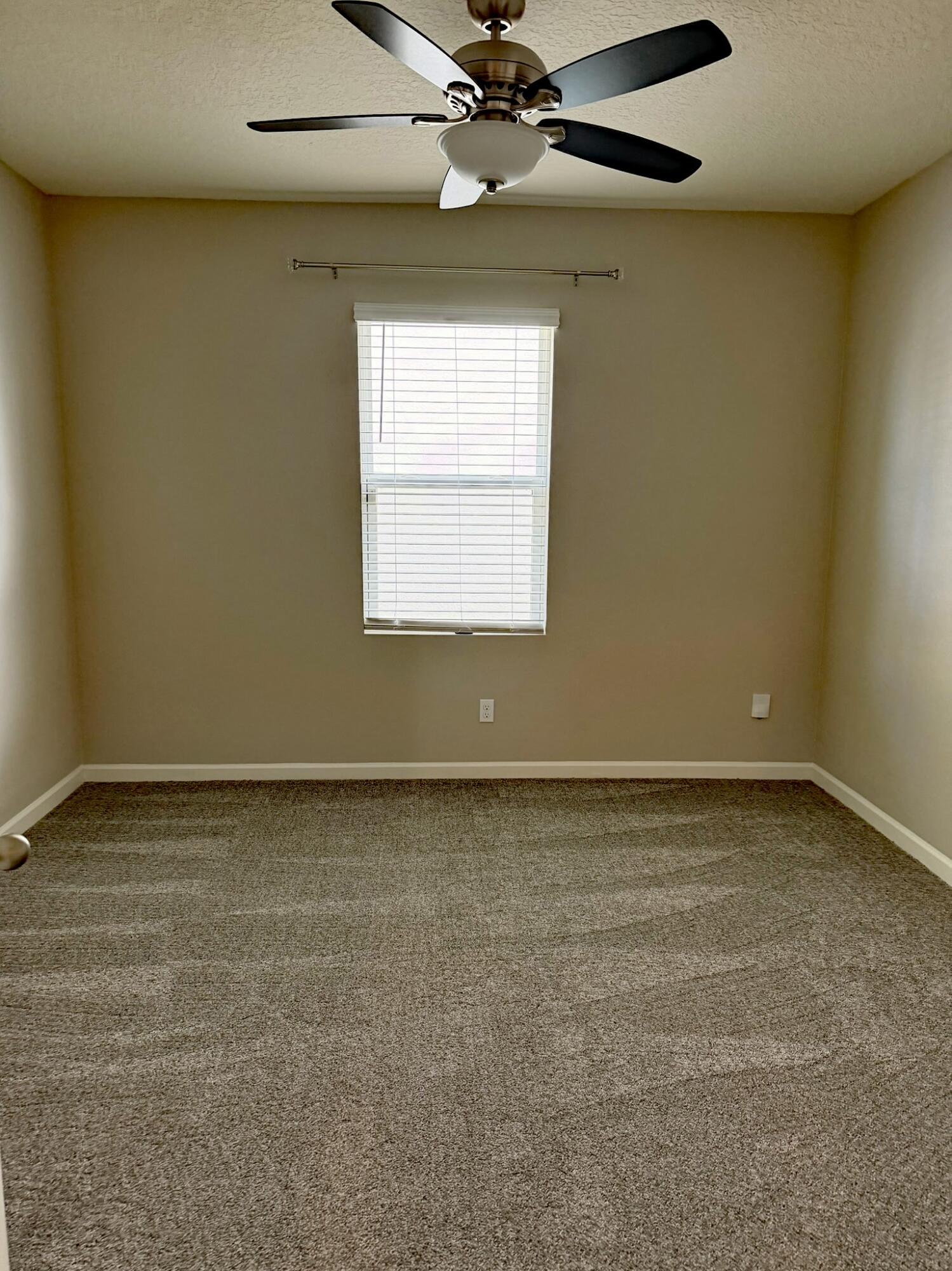 5306 Entertainment Way Fort Pierce, FL 34947 - Photo 13 of 19 IMG_0728