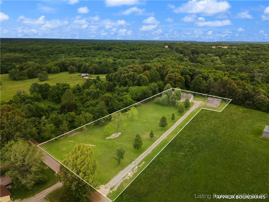 1240 Quail Run Mitchell, IN 47446 - Photo 2 of 69