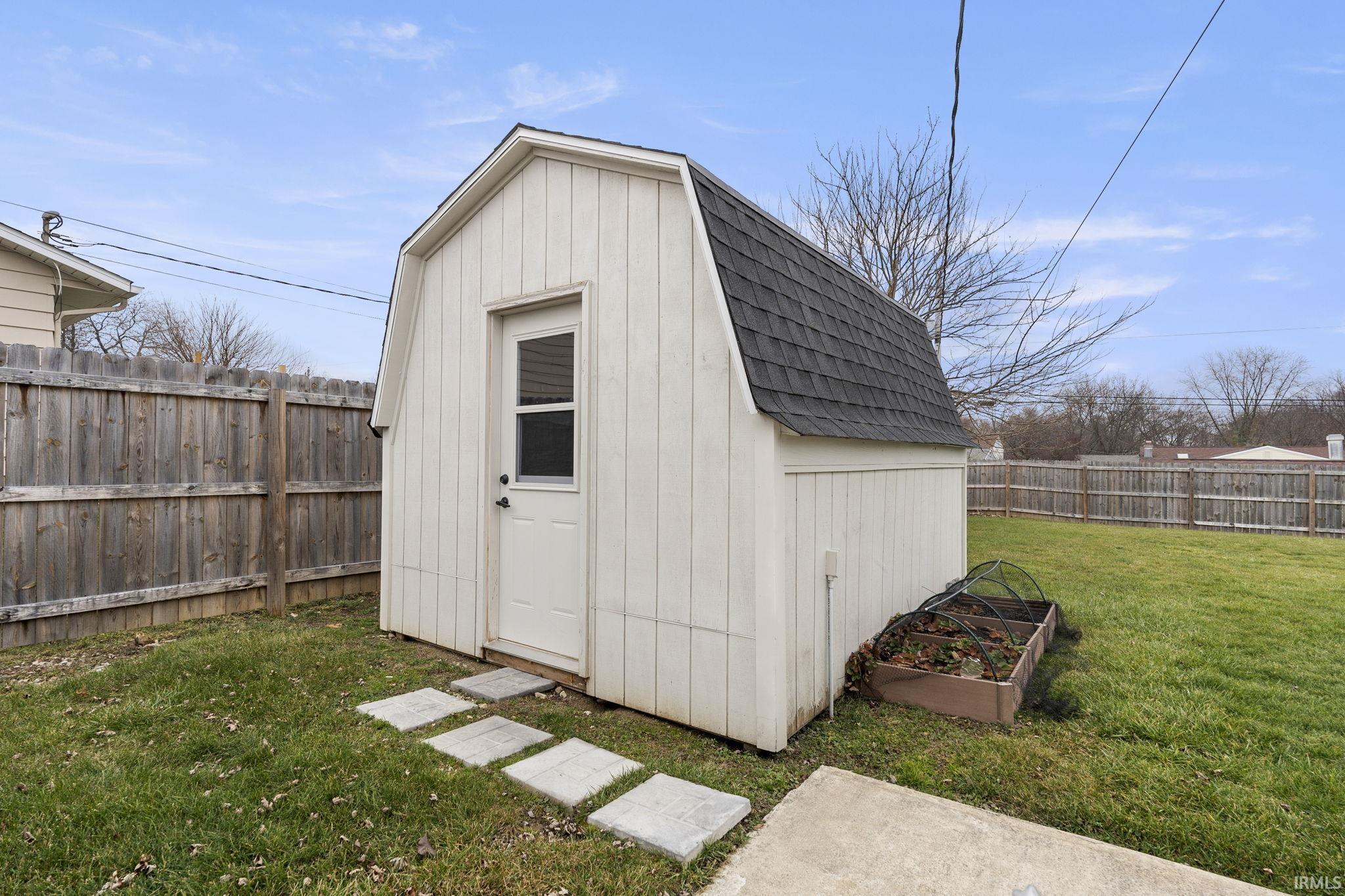 926 Seminary Street Roanoke, IN 46783 - Photo 31 of 36