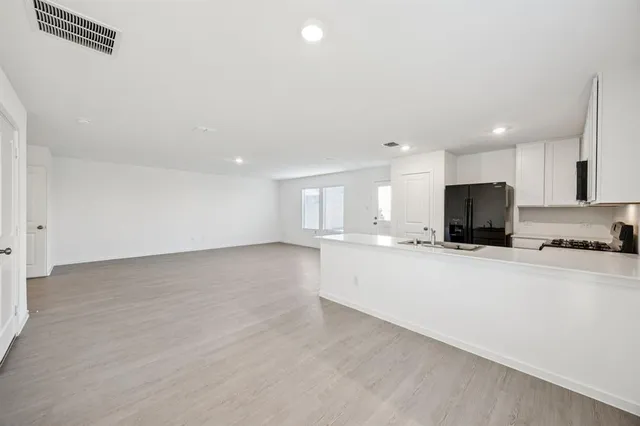 $2,250 | 11550 Gammon Avenue, Rhome, TX 76078