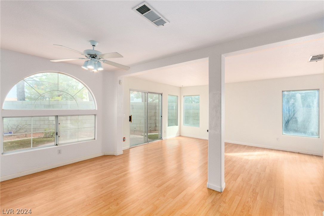 3464 Wordsworth Street Las Vegas, NV 89129 - Photo 3 of 28