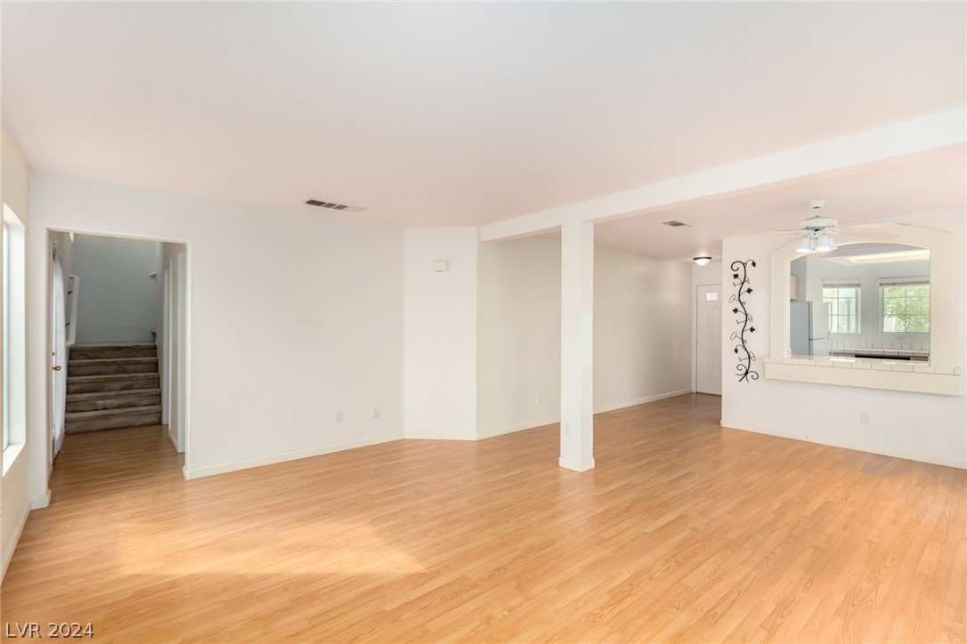 3464 Wordsworth Street Las Vegas, NV 89129 - Photo 4 of 28