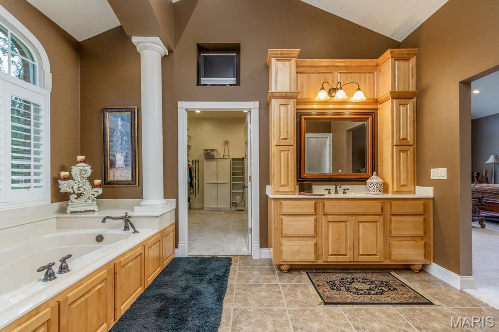 216 Coach Road Lebanon, MO 65536 - Photo 30 of 60