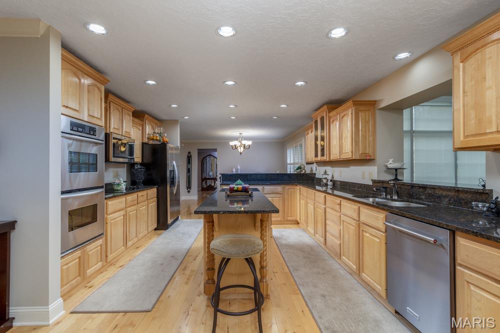 216 Coach Road Lebanon, MO 65536 - Photo 6 of 60