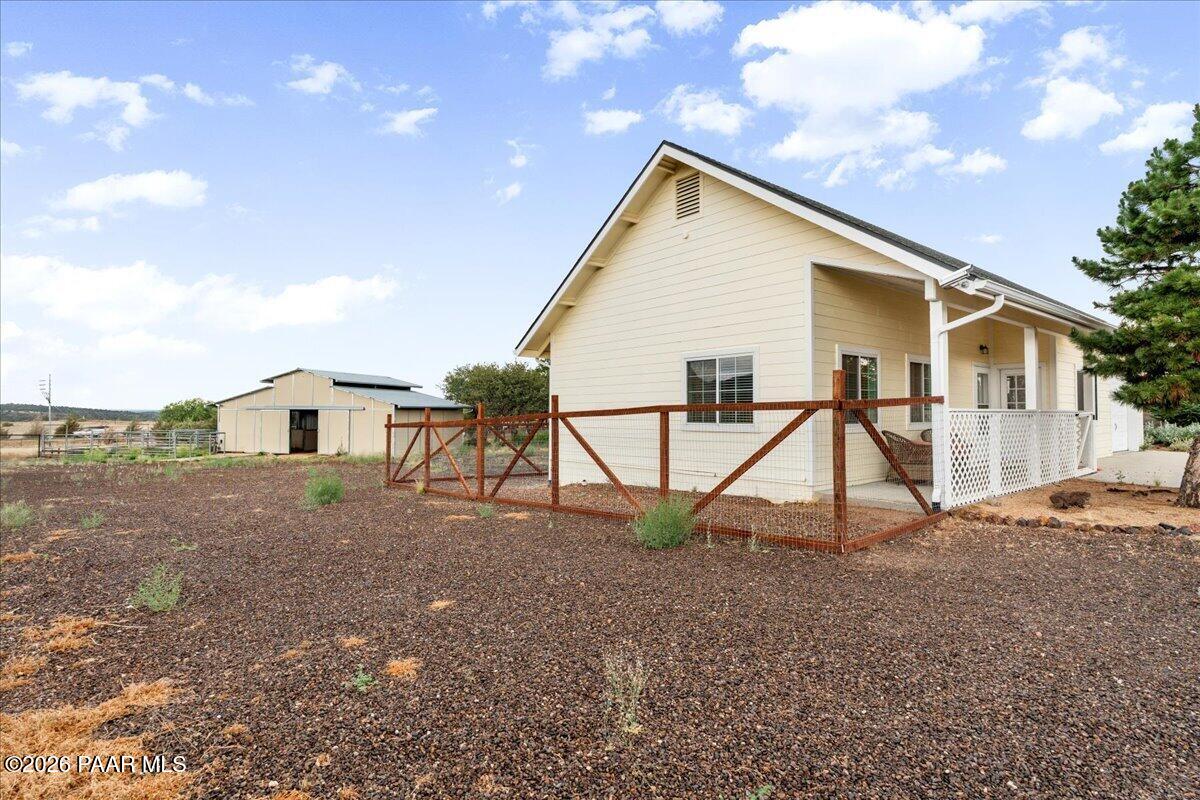10540 North Patina Road Prescott, AZ 86305 - Photo 44 of 52 44-Guest House & Barn