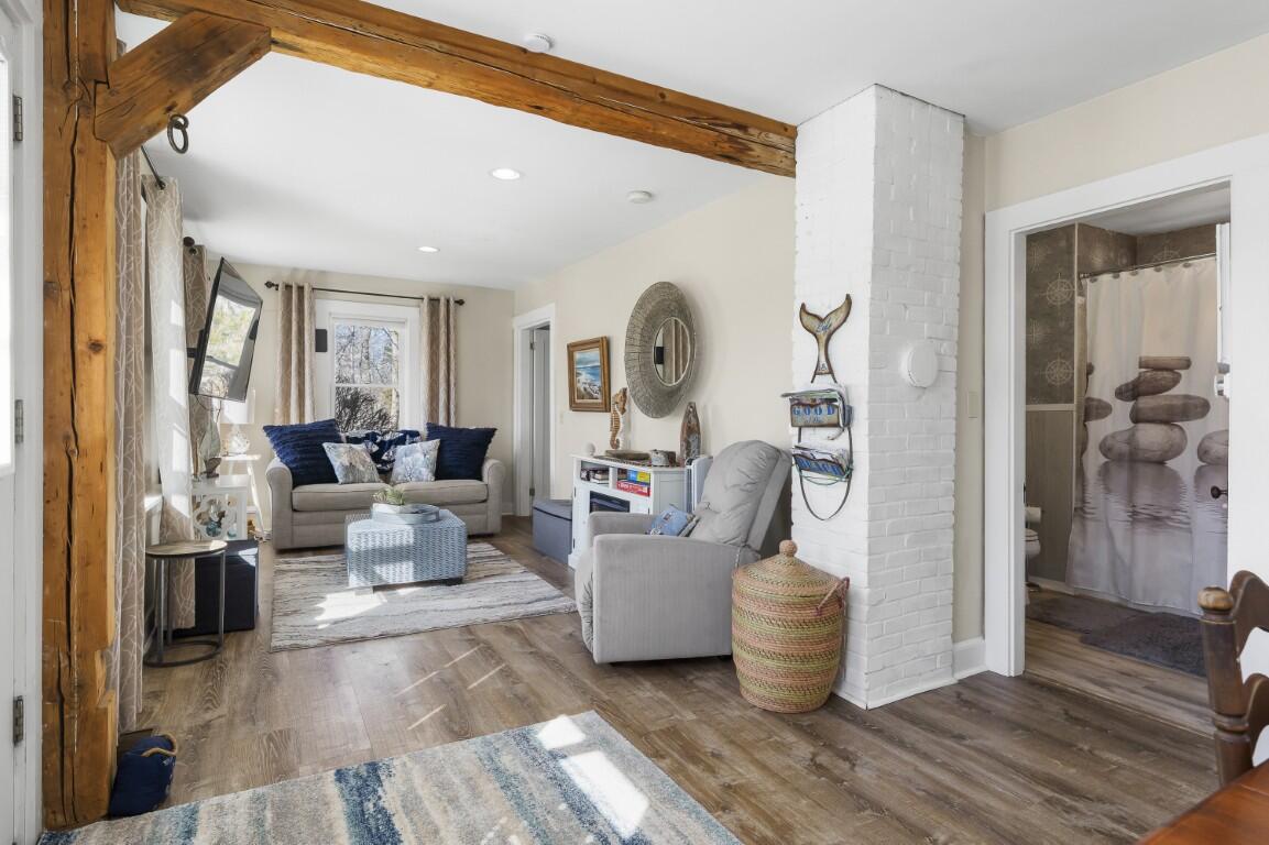 642 Ocean Point Road East Boothbay, ME 04544 - Photo 16 of 36 17