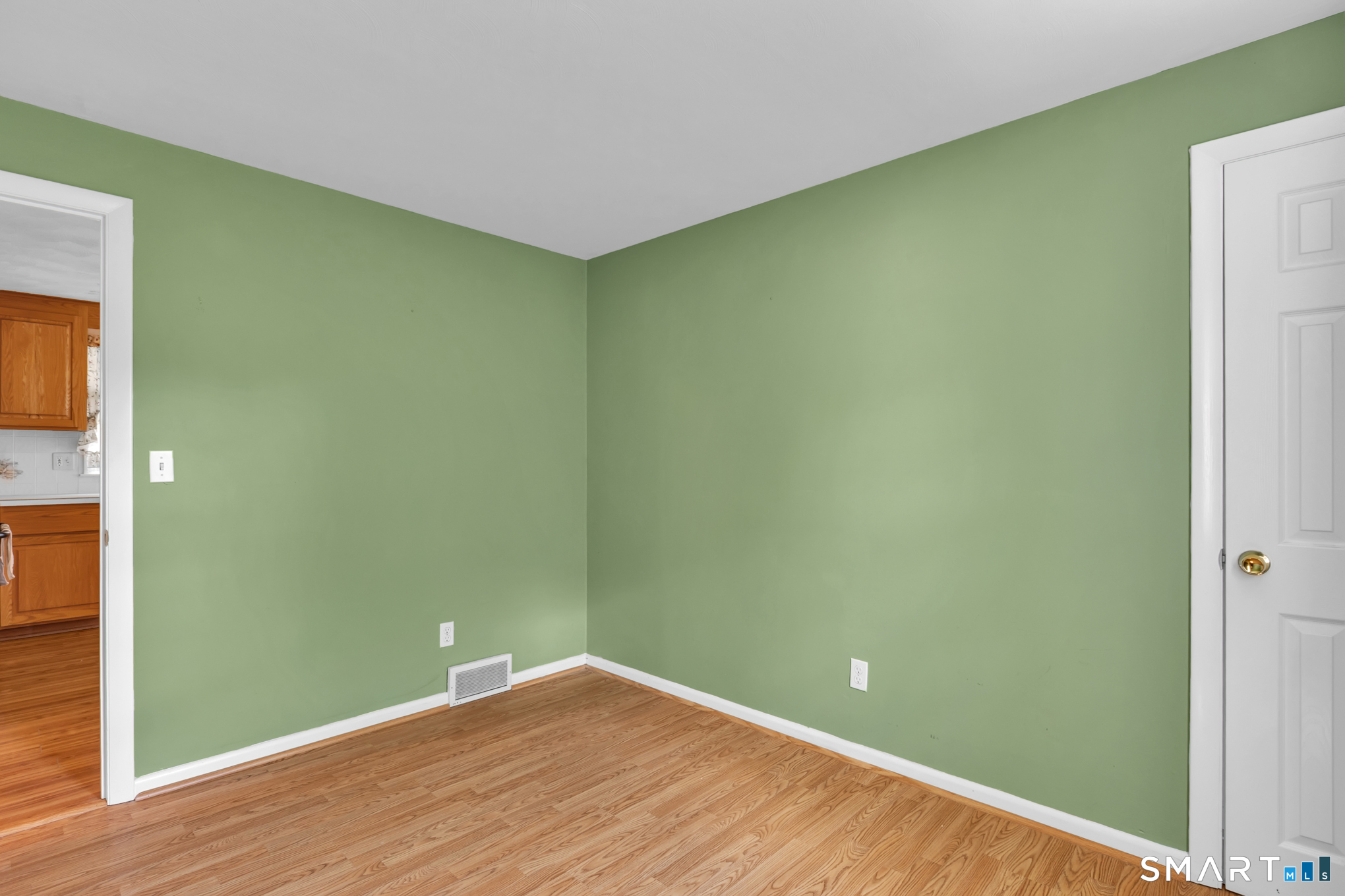 19 Alberta Street Windsor Locks, CT 06096 - Photo 17 of 31