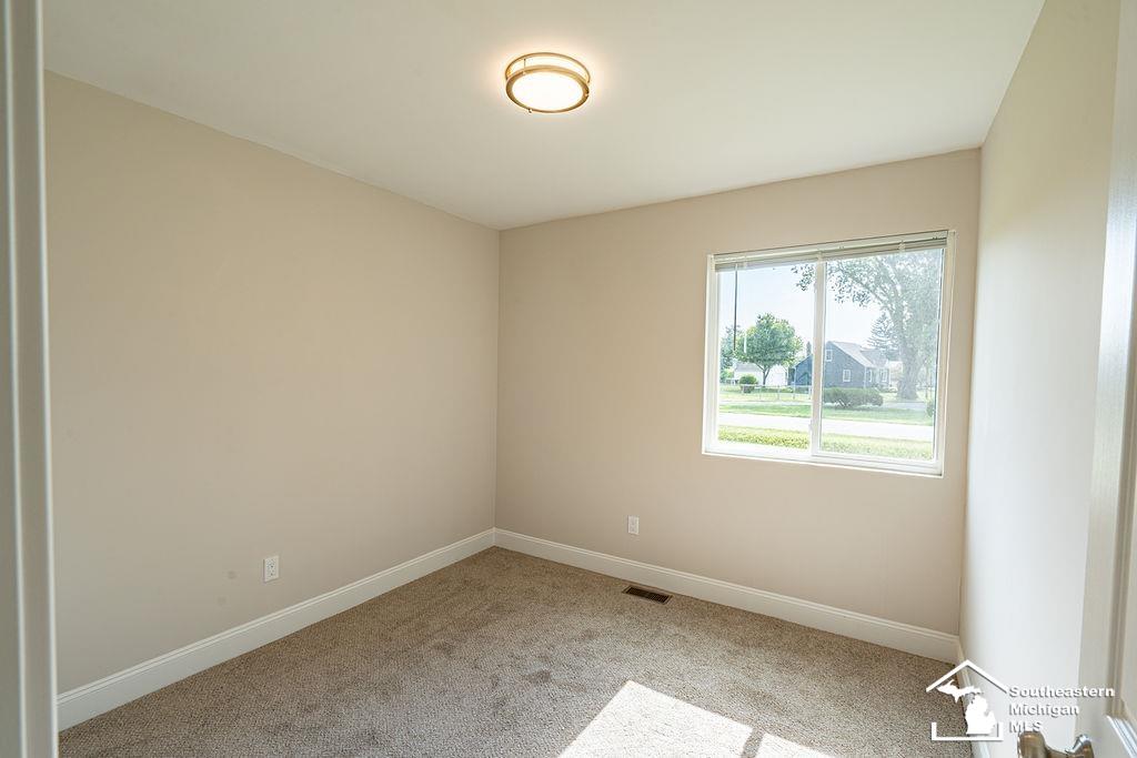 13911 Alton Road Monroe, MI 48161 - Photo 18 of 26