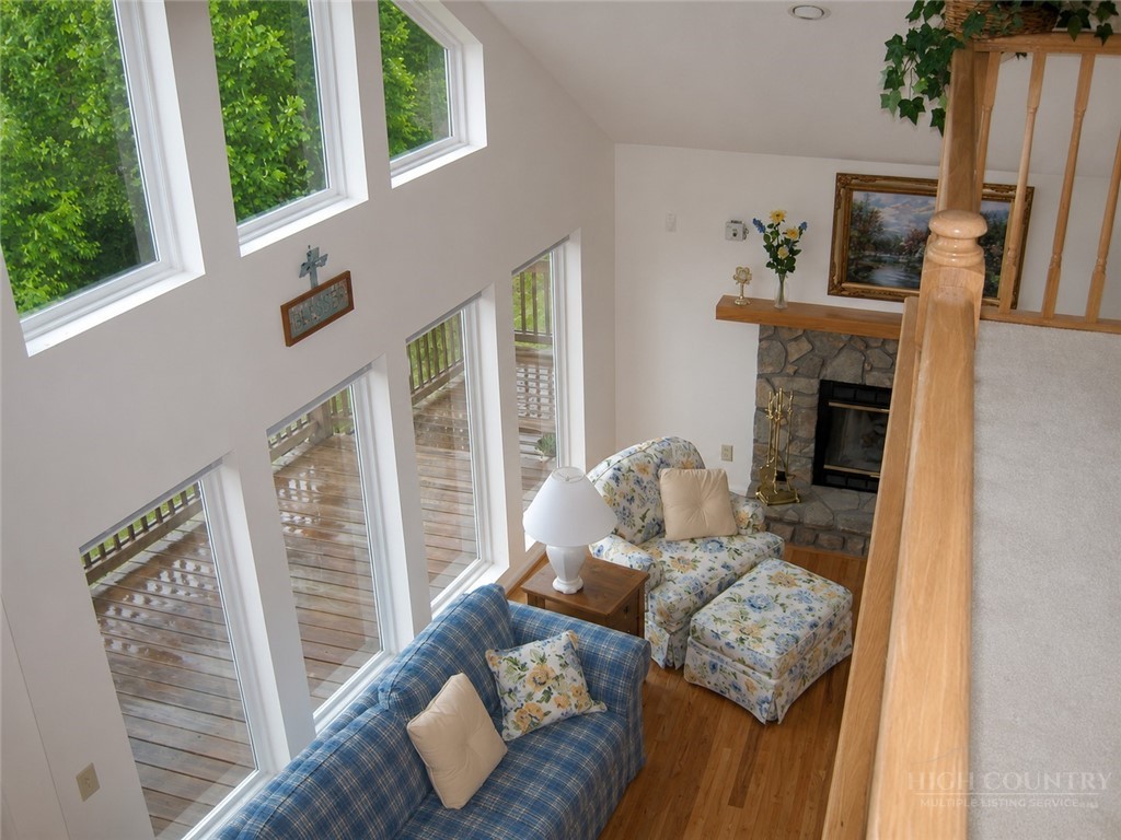 182 River Hills Road Lansing, NC 28643 - Photo 4 of 19