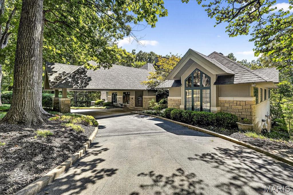 16916 Pacland Ridge Drive Chesterfield, MO 63005 - Photo 3 of 96