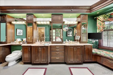 $1,775,000 | 16916 Pacland Ridge Drive, Chesterfield, MO 63005