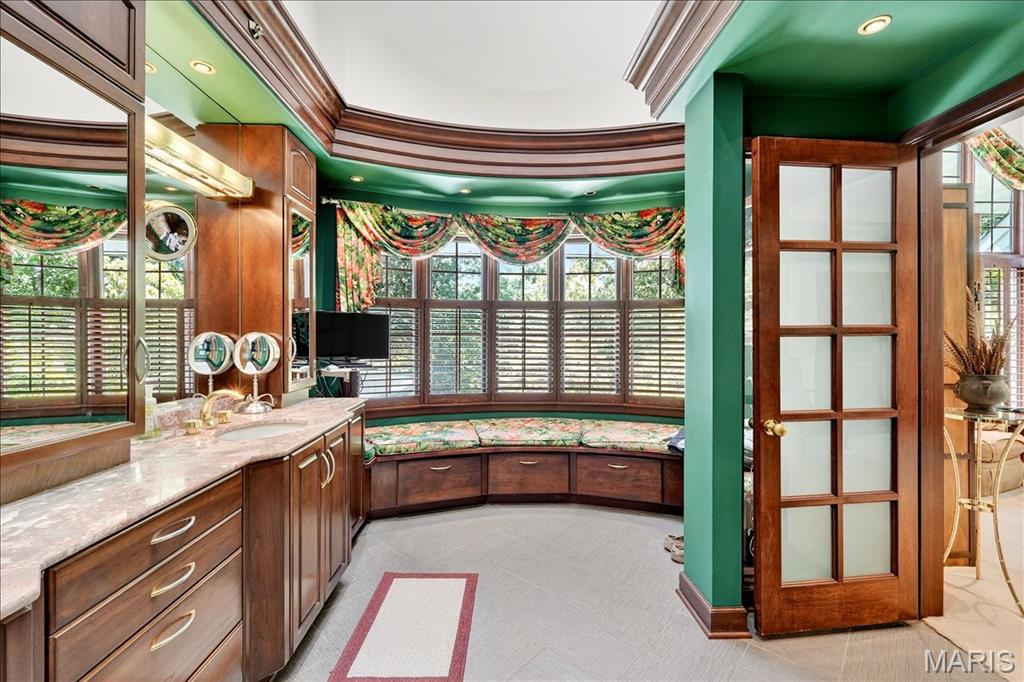 16916 Pacland Ridge Drive Chesterfield, MO 63005 - Photo 38 of 96