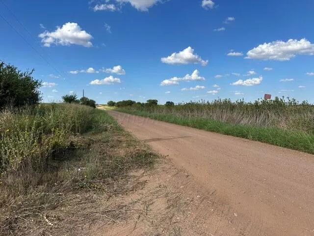 $20,800 | 475 County Road 13, Childress, TX 79201