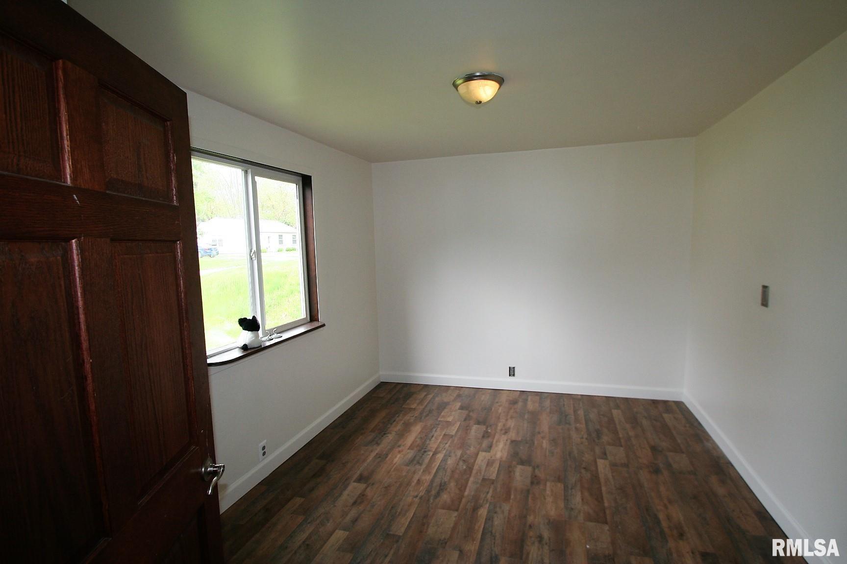 234 Algonquin Road Marquette Heights, IL 61554 - Photo 3 of 25 Gallery Image 3