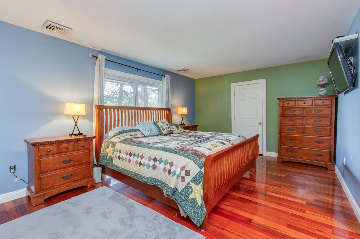 21 Hinds Lane Pelham, NH 03076 - Photo 32 of 46