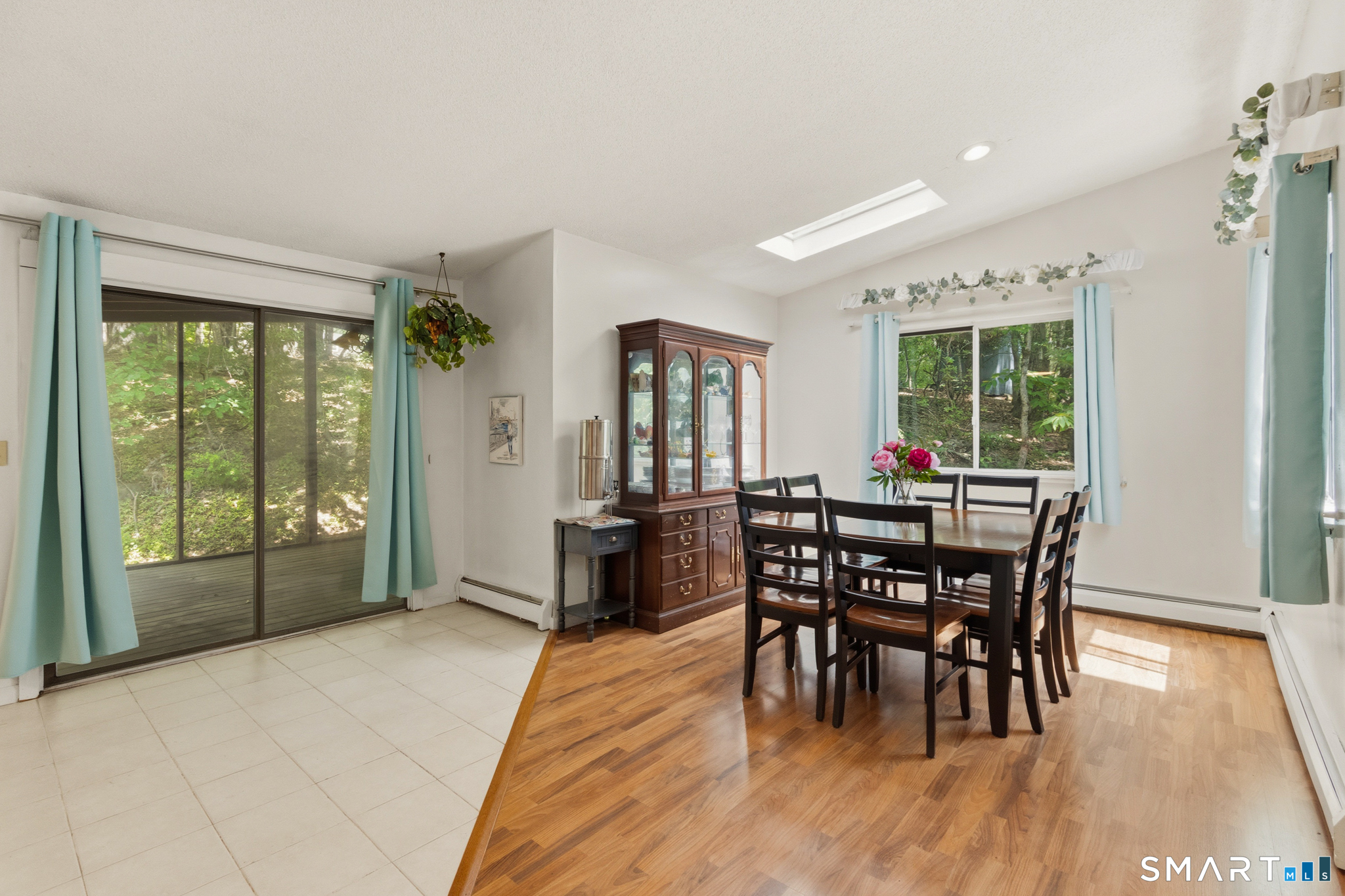 72 Old Meadow Plain Road Simsbury, CT 06089 - Photo 9 of 40