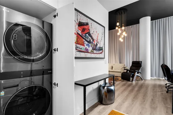 $549,000 | 244 Biscayne Boulevard, Unit 239, Miami, FL 33132