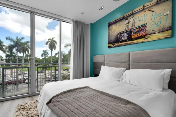 $549,000 | 244 Biscayne Boulevard, Unit 239, Miami, FL 33132