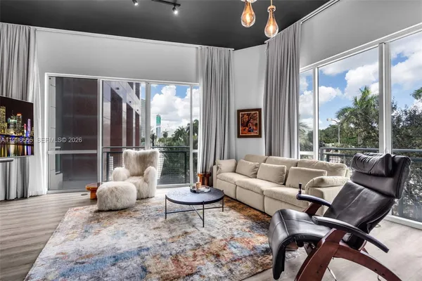 $549,000 | 244 Biscayne Boulevard, Unit 239, Miami, FL 33132